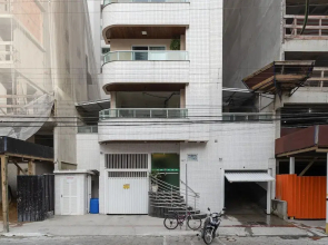 Apto próximo ao mar c/ churrasq. 3 qts ELM701