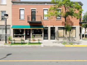 Explore Montreal From Sleek Contemporary Apartment