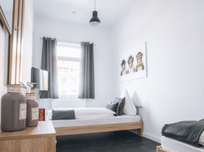 Sleep Point Hotel