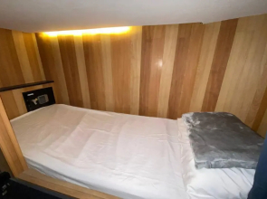 ARK Hostel City Center Manila