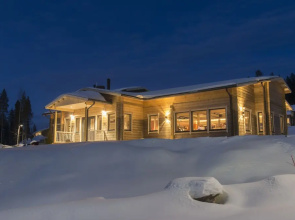 Valkea Arctic Lodge
