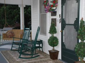 The Gables Inn Bed & Breakfast