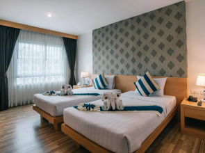 iCheck inn Central Patong