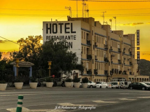 Hotel Mesón del Moro