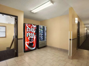 Super 8 By Wyndham Mattoon
