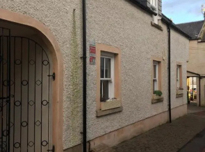 Spacious Double with Separate Private Bathroom in Family Home