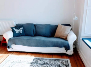 3 Bedroom Flat Overlooking the Meadows Sleeps 5