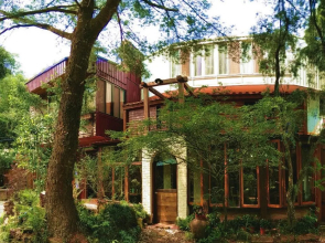 Ienarts Museum