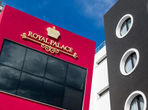 Royal Palace Hotel