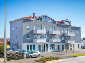 La Riva 1 Comfortable Holiday Residence