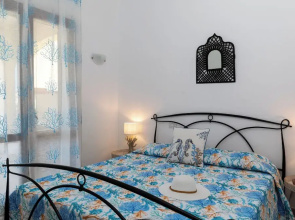 Anemone Apartment with Seaview Terrace