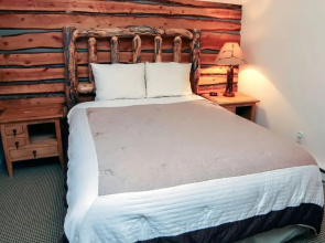 Fawn Valley Inn 3 Bedrooms by Rocky Mountain Resorts