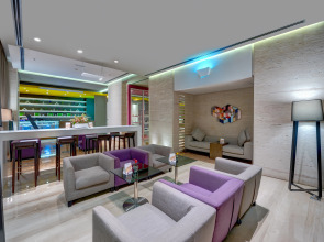 Отель 72 Sharjah