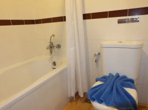 Dancenter Luxury Underwater World Pattaya