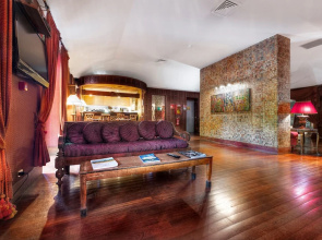 Grand Hotel Colony