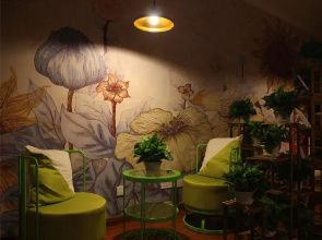 Be Kind Youth Hostel