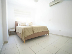 Modern Apartment in Iris Village Universal
