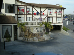 Jolly Roger Hotel