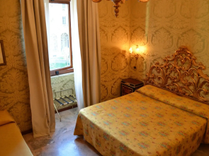 Des Epoques Hotel