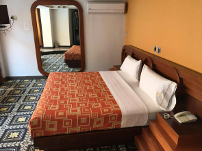 Hotel Escala Siglo XXI