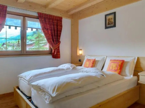 Chalet Mott