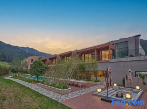 Jingdezhen Qizhu · Fengguoer Art Gallery Homestay (Sanbao Peng Art Settlement)
