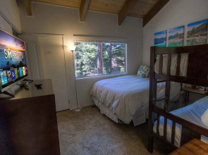 Twin Pines Tahoe Retreat by Lake Tahoe Accommodations