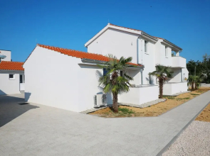 Beachfront apartments Zdrijac XI