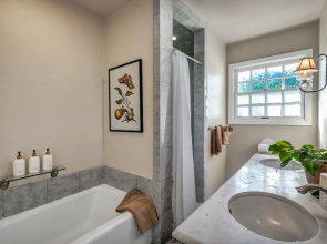 Wine Country Retreat w/ Pool, 10 Mi to Dtwn Sonoma