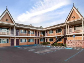Ramada Bayside Inn & Suites Eureka