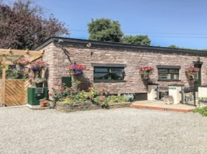 Ffynnonlwyd Cottage