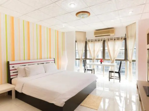 Pig in wings