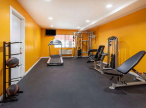 Days Inn by Wyndham Santa Monica