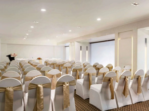 Отель Ramada by Wyndham Colombo