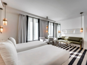 Hotel Le A
