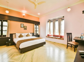 Anjushree Resorts Padmini Baug by OYO Rooms