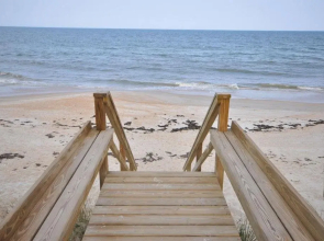 Seashell 3 Br Home by RedAwning