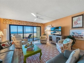 Sea Oats 115 2 Bedroom Home by RedAwning