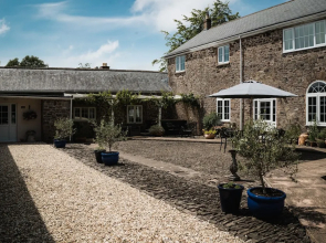 Stoodleigh Court Coach House B&B