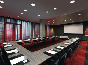 Adina Apartment Hotel Frankfurt Neue Oper