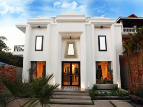 Eocambo Resort And Spa