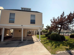 Sandpiper Cove Resort by Panhandle Getaways