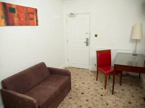 The Ladbrooke Hotel