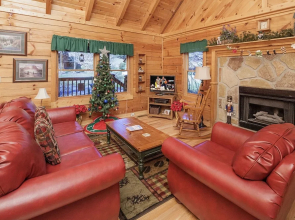 Grandmas Hideaway by Eagles Ridge Resort