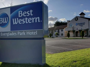 The Everglades Park Hotel