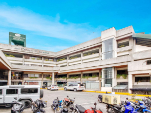 RedDoorz Plus near Mango Avenue Cebu