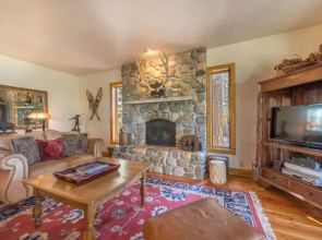 Mckinney Dr Criterion 43 - Ellis Peak