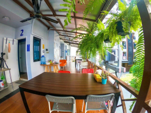 ZZZ Hostel - Don Mueang Airport
