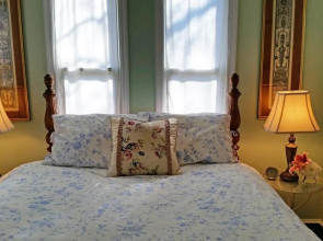 Mileybright Farmhouse