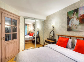 Smart Host (Смарт Хост) на переулке Обуха